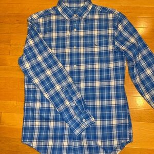 Men’s Vineyard Vines Button Up size small